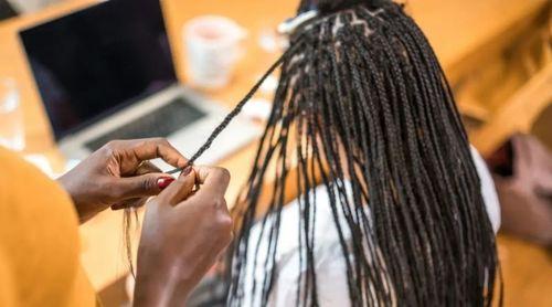 Estudo aponta que extensões de cabelo são cocktail perigoso de toxinas