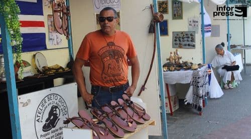 Praia/Feira dos Artesãos: Produtores pedem espaço permanente para escoar produção