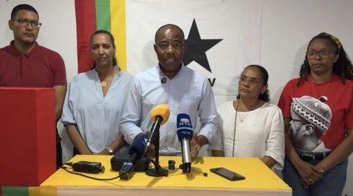 Francisco Carvalho declara-se vencedor das directas e “presidente de todos os militantes do PAICV”