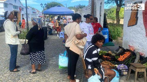 Brava: Vendedeiras da Feira de Nova Sintra esperam aumento de vendas na época festiva apesar de arranque "fraco"