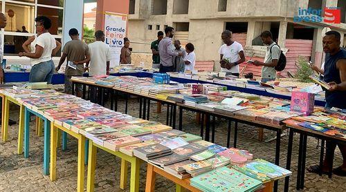 Maio: “Grande Feira do Livro” disponibiliza títulos variados à população