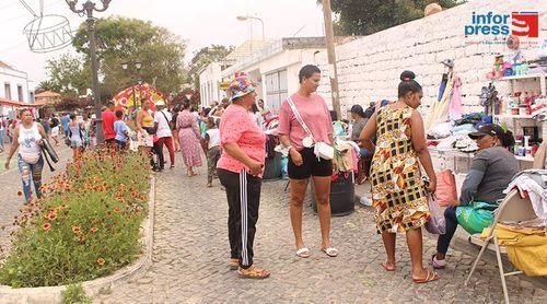Brava/São João: Feira Livre com fraca adesão da população - Feirantes