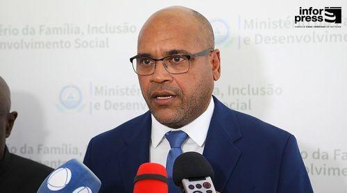 Governo pretende utilizar mutualidades para assistência médica chegar a maior número de pessoas - ministro