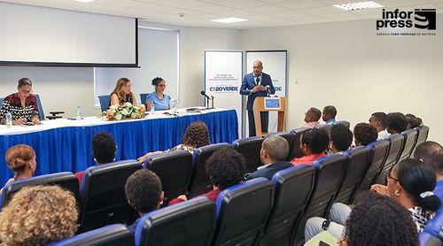 Cabo Verde prepara-se para envelhecimento populacional com novas políticas de cuidados - ministro