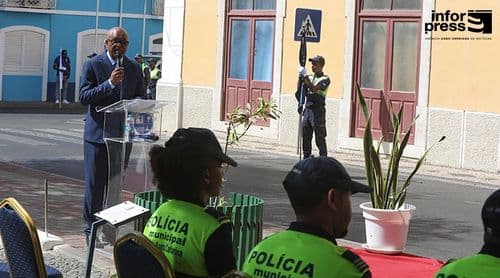Praia: Autarca enaltece elevação da Polícia Municipal e apela à colaboração na promoção da segurança