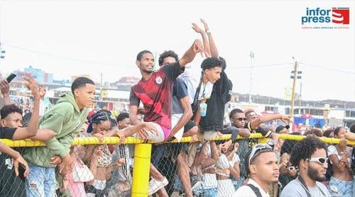 São Vicente: Festival da Baía das Gatas homenageia Tubarões Azuis na 42.ª edição