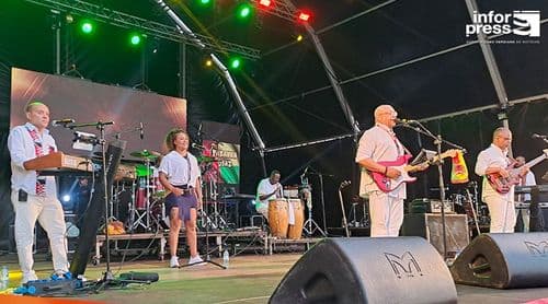 São Miguel: Festival da Praia de Calhetona rompeu a madrugada com Garry, viu o sol nascer com Tabanka Djaz e Tikai encerrou o primeiro dia