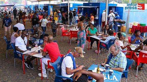 São Domingos: Comerciantes relatam variedade gastronómica para vendas ao longo do Festival de Midju 2025