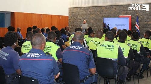 Formador português defende avaliação das necessidades para melhorar resposta dos bombeiros em Cabo Verde