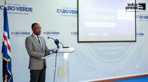 Cabo Verde exige pacto nacional para Educação garantir estabilidade além dos Governos