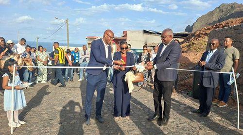 Santo Antão: Governo inaugura estrada de Fontainhas, associação denuncia exclusão da comunidade