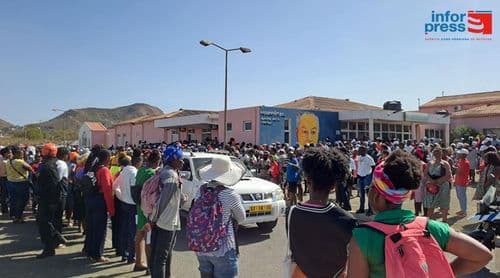 Hospital Santa Rita Vieira regista 72 feridos do acidente entre dois autocarros escolares em Chã de Tanque