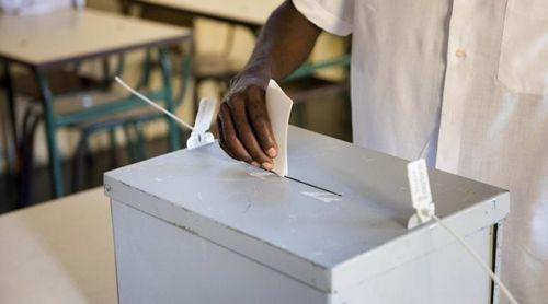 Comissão Nacional de Eleições fixa em 705 escudos o valor de cada voto validamente expresso