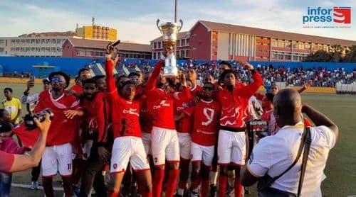 Futebol/São Vicente: Mindelense vence (2-0) Batuque e conquista título de campeão regional 