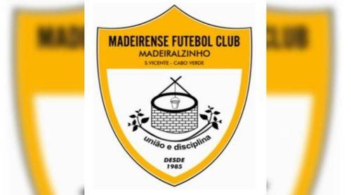 São Vicente: Moradores de Madeiralzinho realizam protesto para melhores condições do campo de futebol