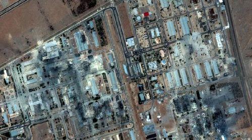 Estados Unidos atacam cidade do Irão onde se situa instalação nuclear