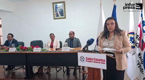 Ministra da Defesa defende reforço da autonomia municipal para reduzir desequilíbrios territoriais