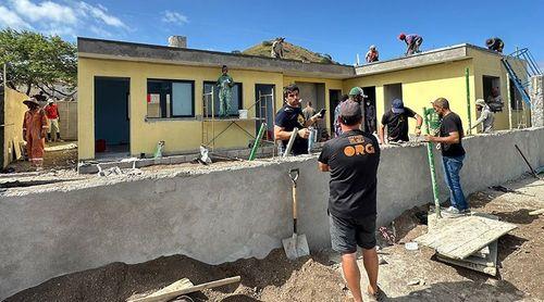 São Vicente: Moradores de “Iraque” vêem mais segurança para as crianças na reabilitação do jardim “Um Bracinha”