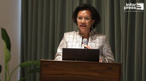 Ministra da Justiça diz que Tribunal Constitucional tem desempenhado papel determinante no Estado de Direito (c/áudio)