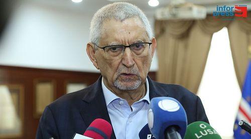 Literatura: Escritor Jorge Carlos Fonseca anuncia publicação “A guerra, o Amor, os Versos” para Fevereiro