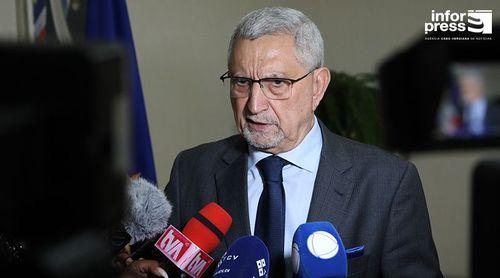 “A conquista da liberdade e da democracia constituiu o arranque para a modernização do país” - ex-PR