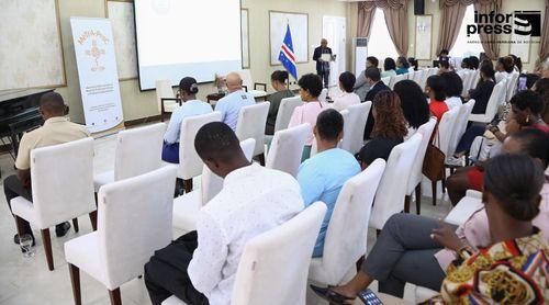 Presidente da República defende integração da medicina tradicional no sistema nacional de saúde