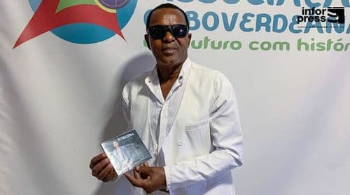Portugal: Poeta José Moreno lança álbum "Afectos" com poemas transformados em música