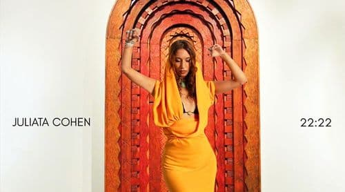 Música: Juliata Cohen lança álbum “22:22” em homenagem aos seus ancestrais e à diversidade cultural