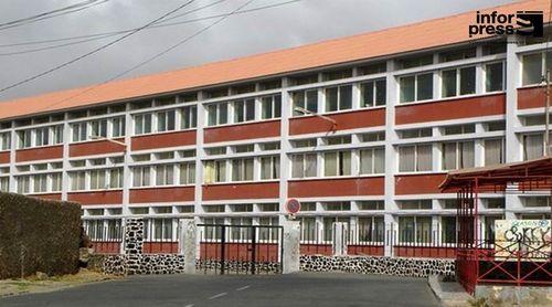 Desafios de universitários cabo-verdianos em Portugal debatidos no Mindelo e na Praia