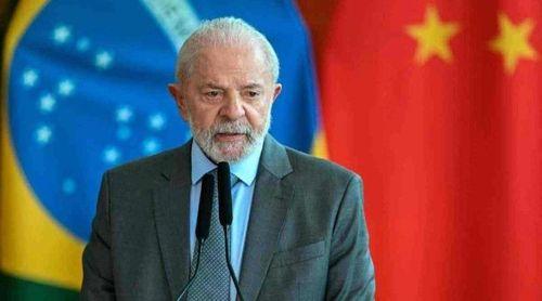 Lula critica “chantagem inaceitável” de Trump e ataca brasileiros “traidores da pátria”
