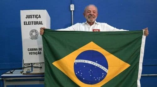 Brasil/Eleições: Lula reeleito num país dividido e Congresso conservador