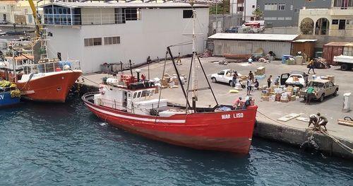 São Nicolau: Mar Liso sofre avaria e é resgatado junto à ilha de Santa Luzia (em actualização)