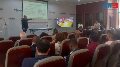 Ministro admite possibilidade de Cabo Verde comprar equipamento portátil temnógrafo