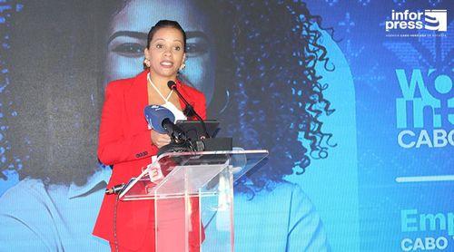 La directrice de Women in Tech met en garde contre la faible présence des femmes dans les technologies et les postes de direction