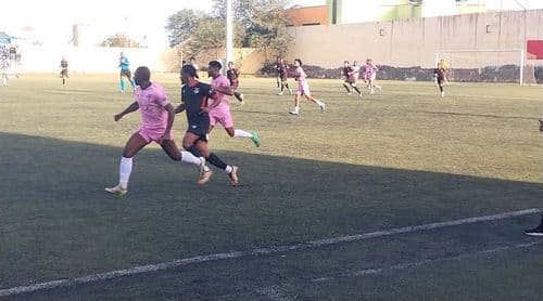 Futebol/Santiago Sul: Travadores vencem Boavista (2-1) e defrontam Sporting na final da Taça Praia