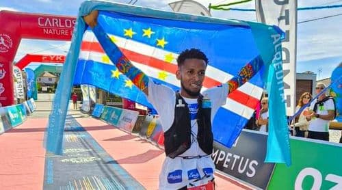 Atleta Milly Brito no top 10 do trail da transvulcania nas Canárias
