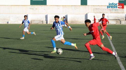 Futebol/São Vicente: Mindelense inicia defesa do título com goleada (5-2) ao rival Derby