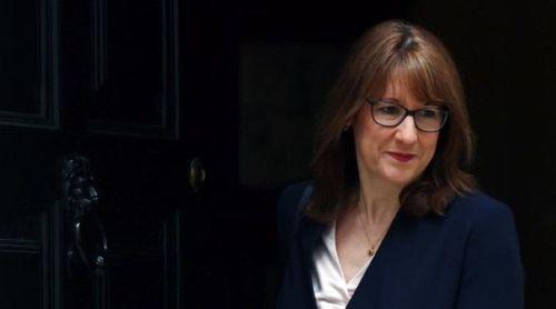 Ministra britânica classifica como loucura a guerra dos EUA no Irão