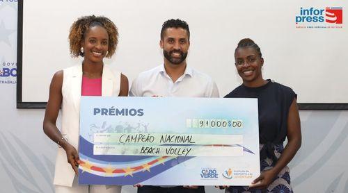 Government reinforces support for sports with Athlete Scholarship and awards to national champions