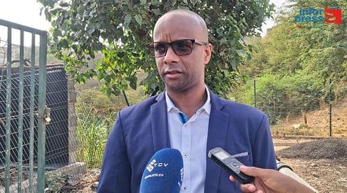 Ministro do Ambiente anuncia investimentos para reforçar abastecimento e reutilização da água em Santiago