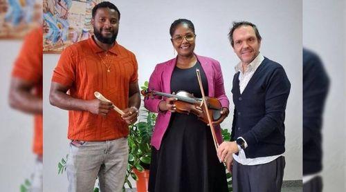 Porto Novo: Escola municipal de música apetrechada com novos materiais doados pela ONG Smiley Kids