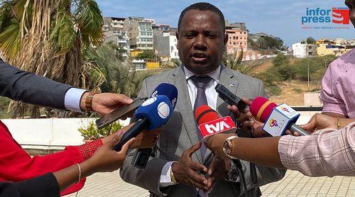 Governo reforça compromisso com criação de oportunidades para os jovens apesar da emigração