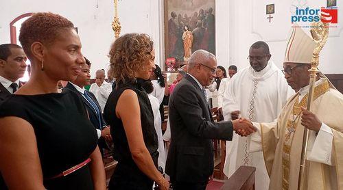 Independência/50 anos: Missa solene é uma forma de dar graças a Deus –Presidente da República
