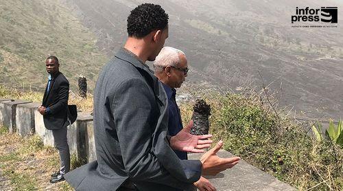 Edil de Santa Catarina do Fogo destaca desafios e potencialidades do município durante visita do PR