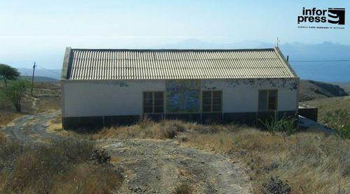 Porto Novo: Padre natural da zona Sul apela às associações para ajudarem na preservação da capela local