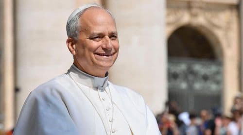Papa alerta contra “idolatria” que corrompe os projetos políticos e económicos