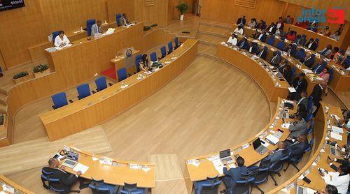 Parlamento aprova diploma que estabelece regime especial de reforma antecipada dos funcionários de água e saneamento