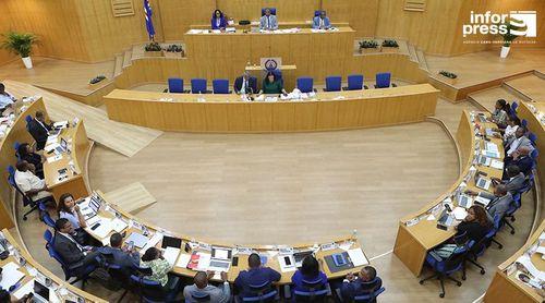 Parlamento: Aprovada proposta de lei que define as bases da política do clima 