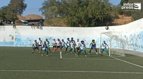 Futebol/Fogo: Cutelinho vence o Vulcânico no fecho da jornada e mantém vivo o sonho de chegar ao título