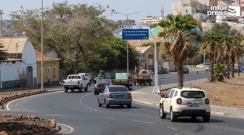 Câmara Municipal da Praia inicia instalação de placas toponímicas nos bairros da cidade